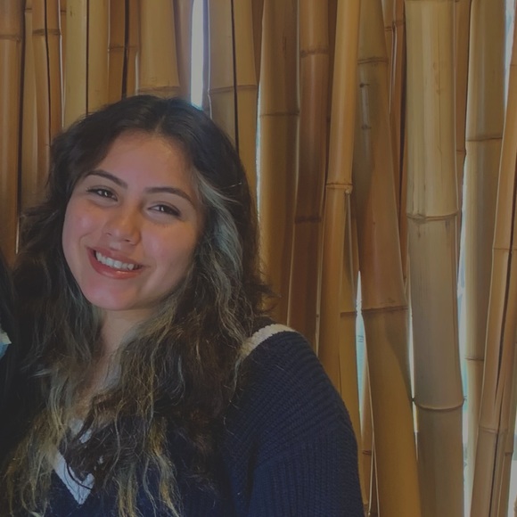 Meet your Posher, Marissa - Picture 1 of 1